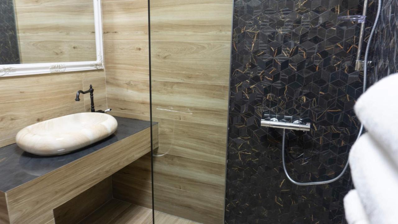 M Rooms Бухарест Экстерьер фото